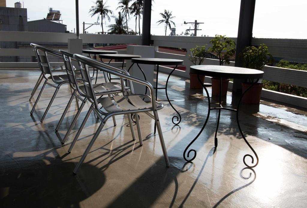 Sailing Inn Donggang Exterior foto